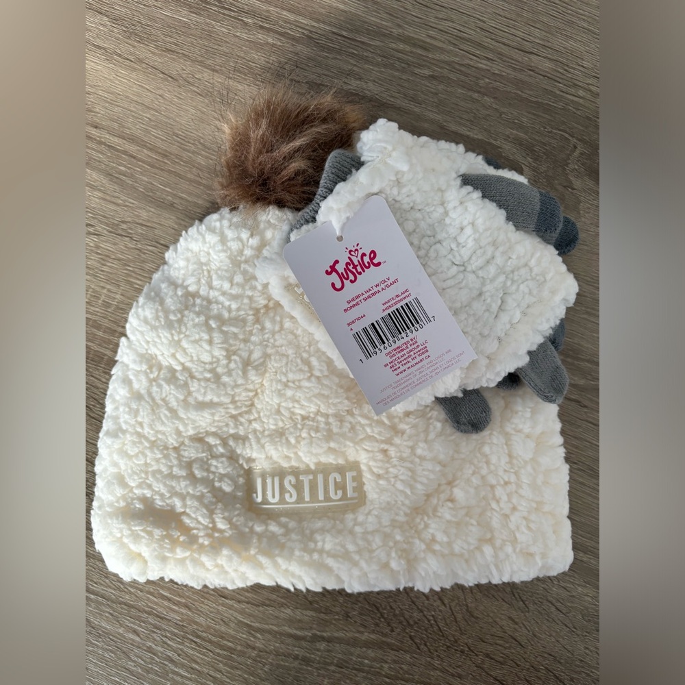 NWT Childrens Sherpa Winter hat and glove set - Picture 2 of 3